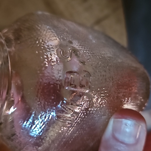 Half pint milk bottle indianapolis mbs antique - Picture 3 of 3